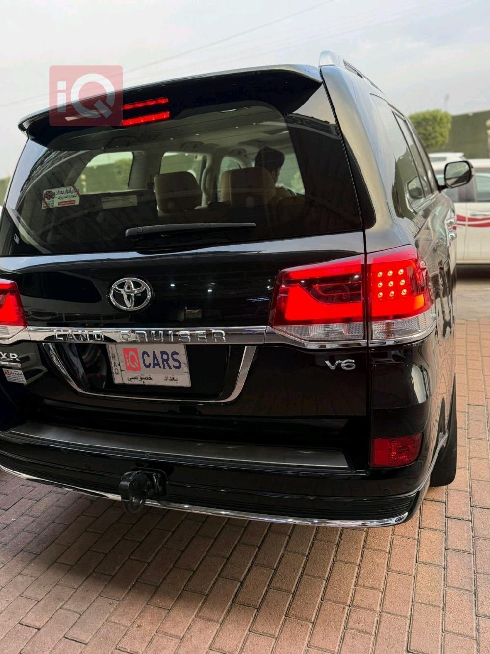 تويوتا لاندكروزر